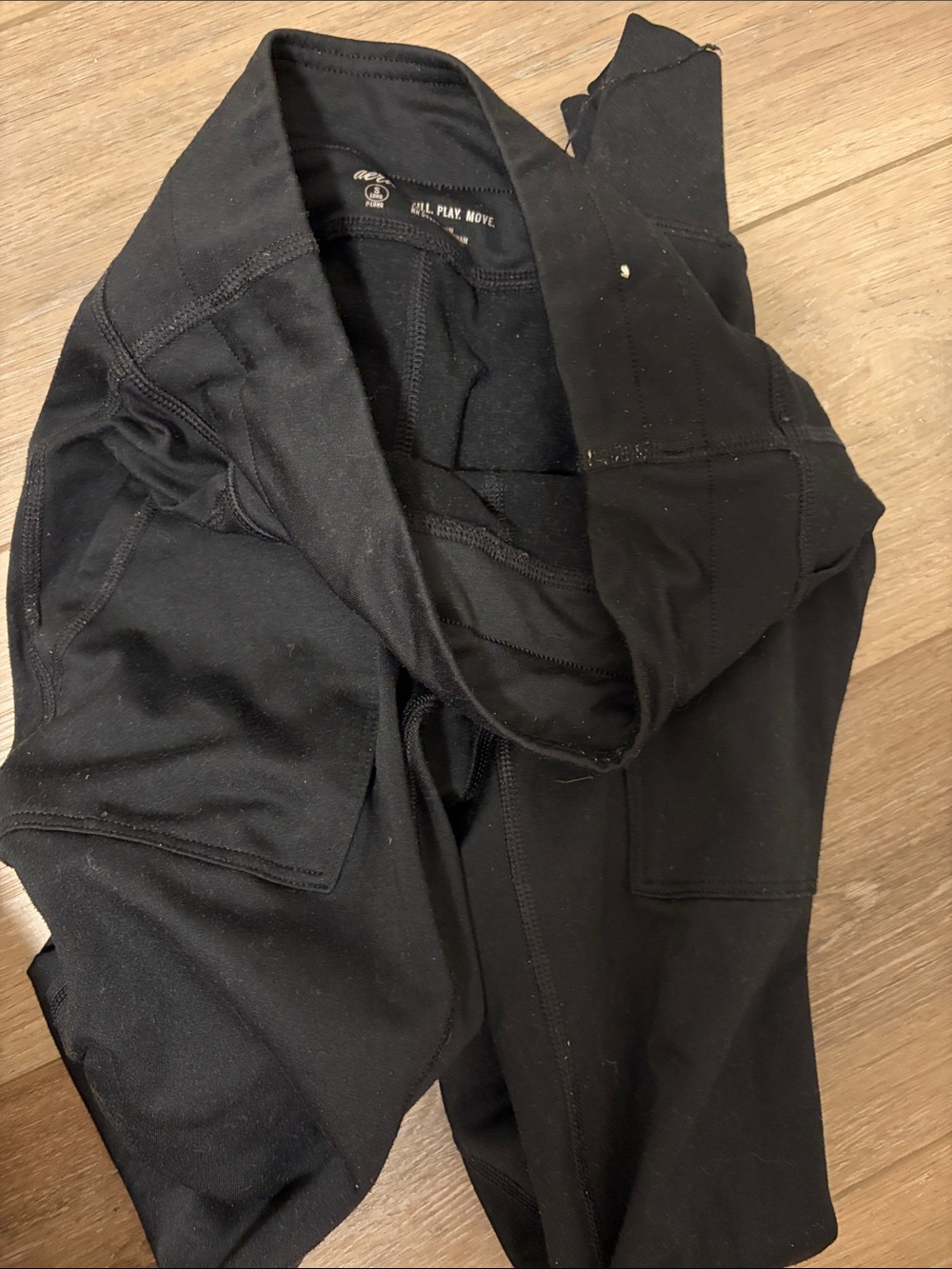 aerie Black Chill Play Move Leggings
